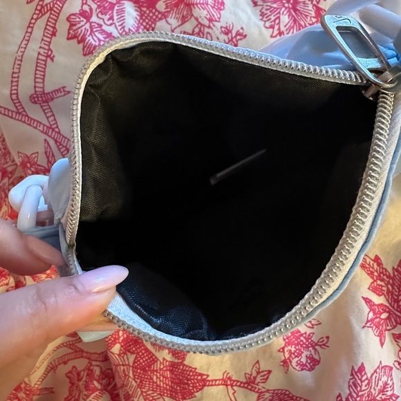 Colorful Natalie Nike Bag - Picture 4 of 4